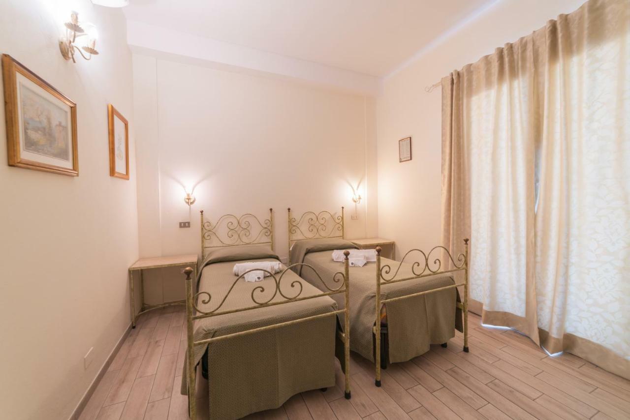 Villa Alberta Hotel プーラ エクステリア 写真